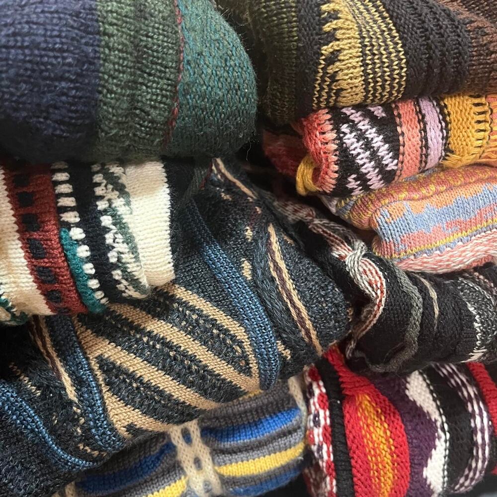Lot of 9 Coogi Style Sweaters Bulk Wholesale Mixed Sizes Vintage Reseller Bundle - Picture 6 of 7